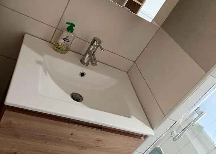 Appartement Modern Bright 2 Bedroom 17 Parijs